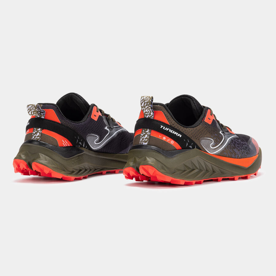 Zapatillas trail Tundra 25 hombre negro naranja