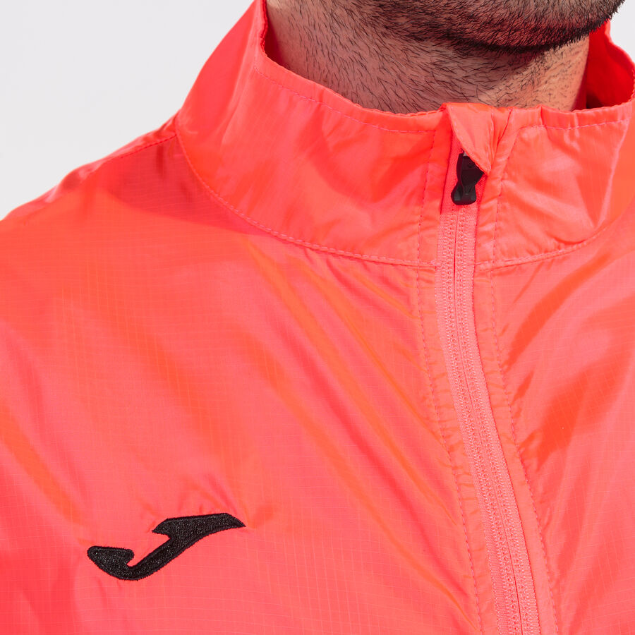 Cortavientos hombre Elite VII coral flúor